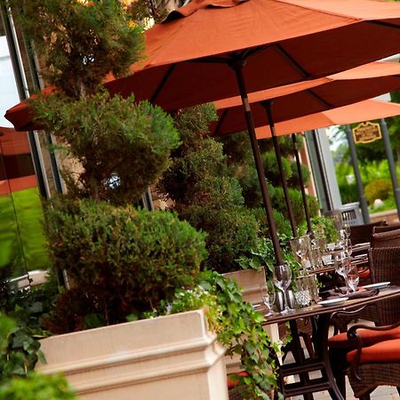 Renaissance Montgomery Hotel & Spa At The Convention Center Екстериор снимка