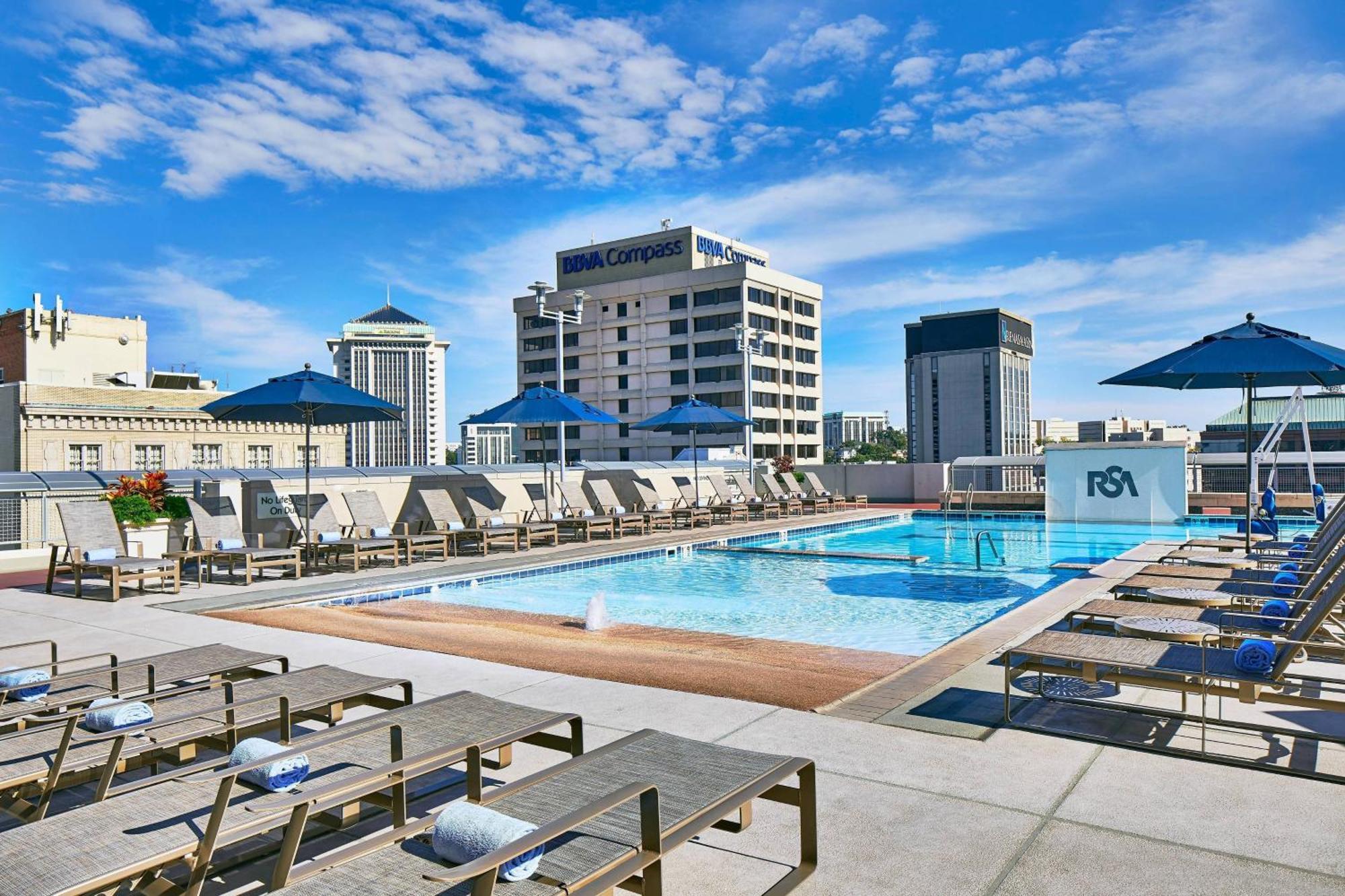Renaissance Montgomery Hotel & Spa At The Convention Center Екстериор снимка