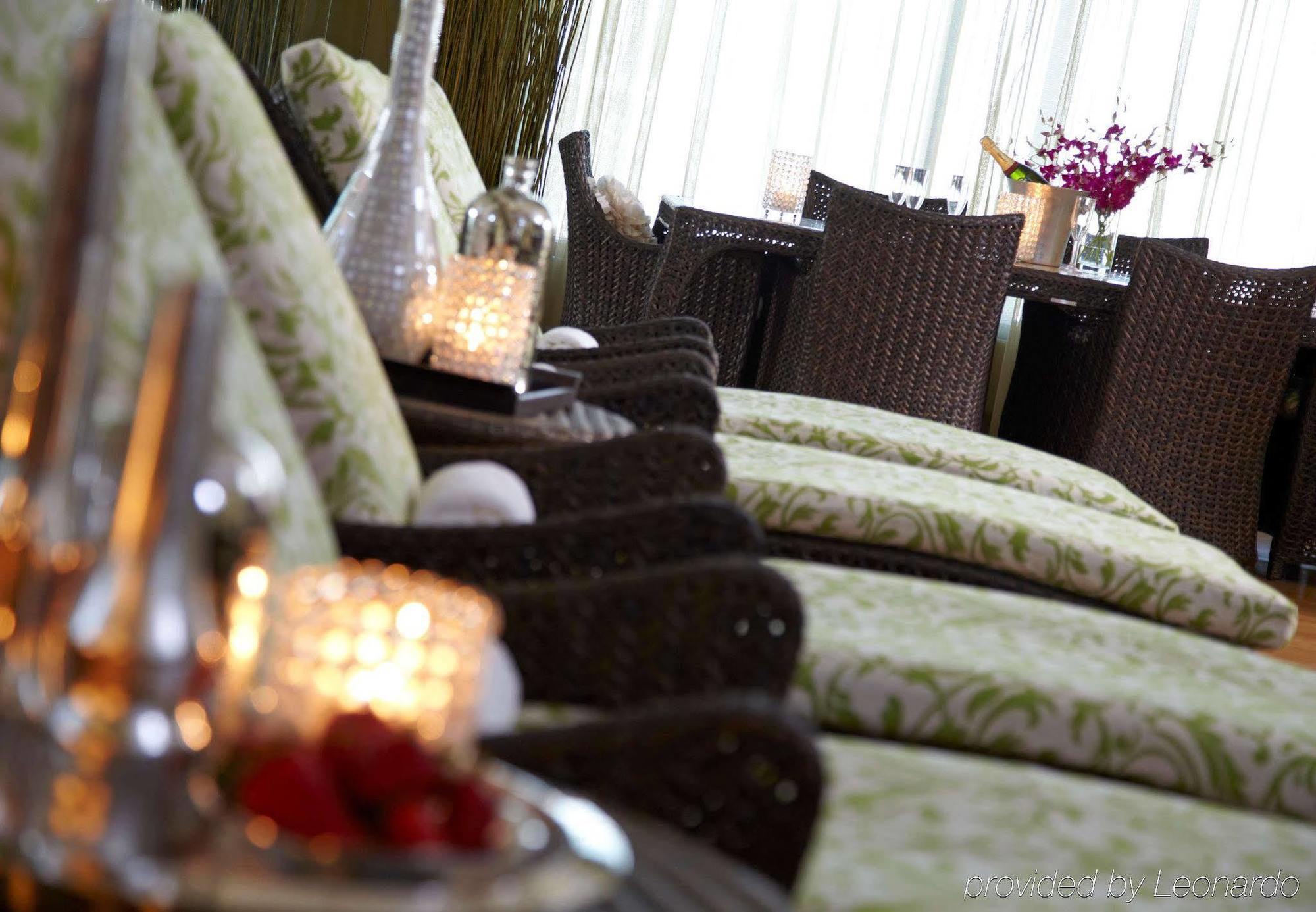 Renaissance Montgomery Hotel & Spa At The Convention Center Екстериор снимка