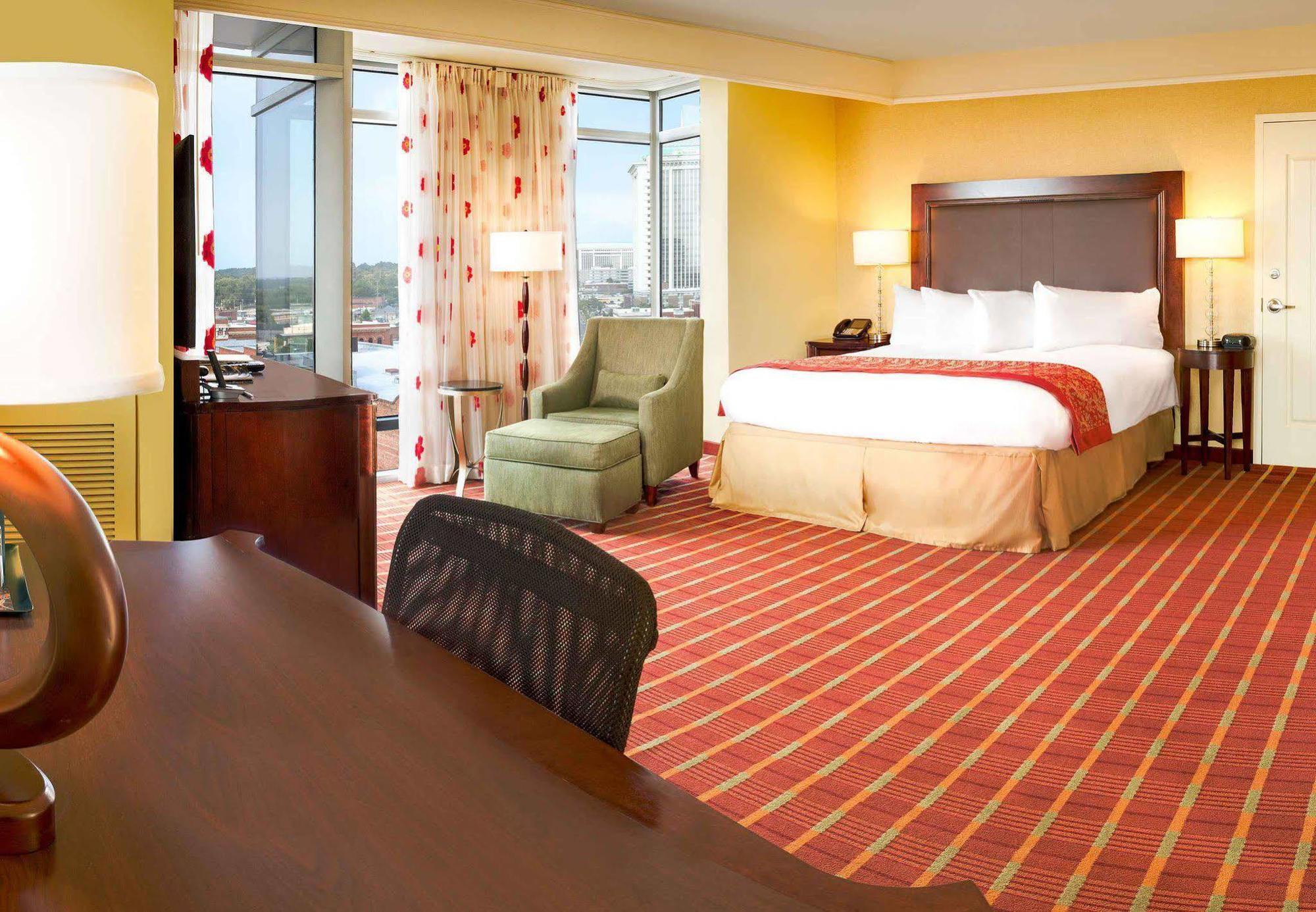 Renaissance Montgomery Hotel & Spa At The Convention Center Екстериор снимка